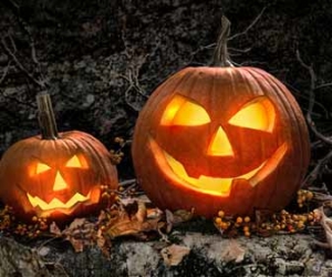 Smiling Jack-O-Lanterns On Halloween Image