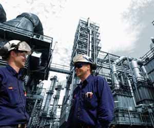Oil Refineries are an Important Process in Converting Crude Oil
